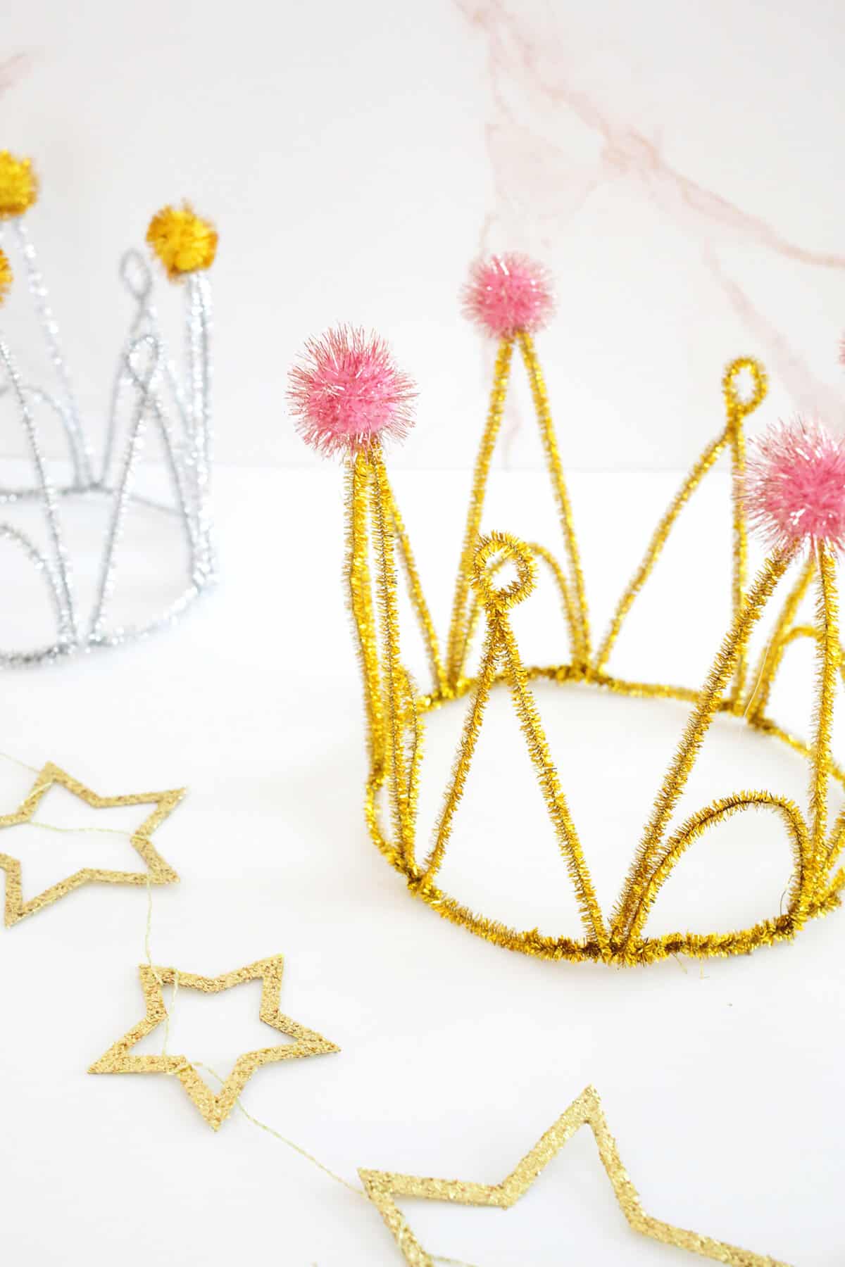 pipe cleaner crown