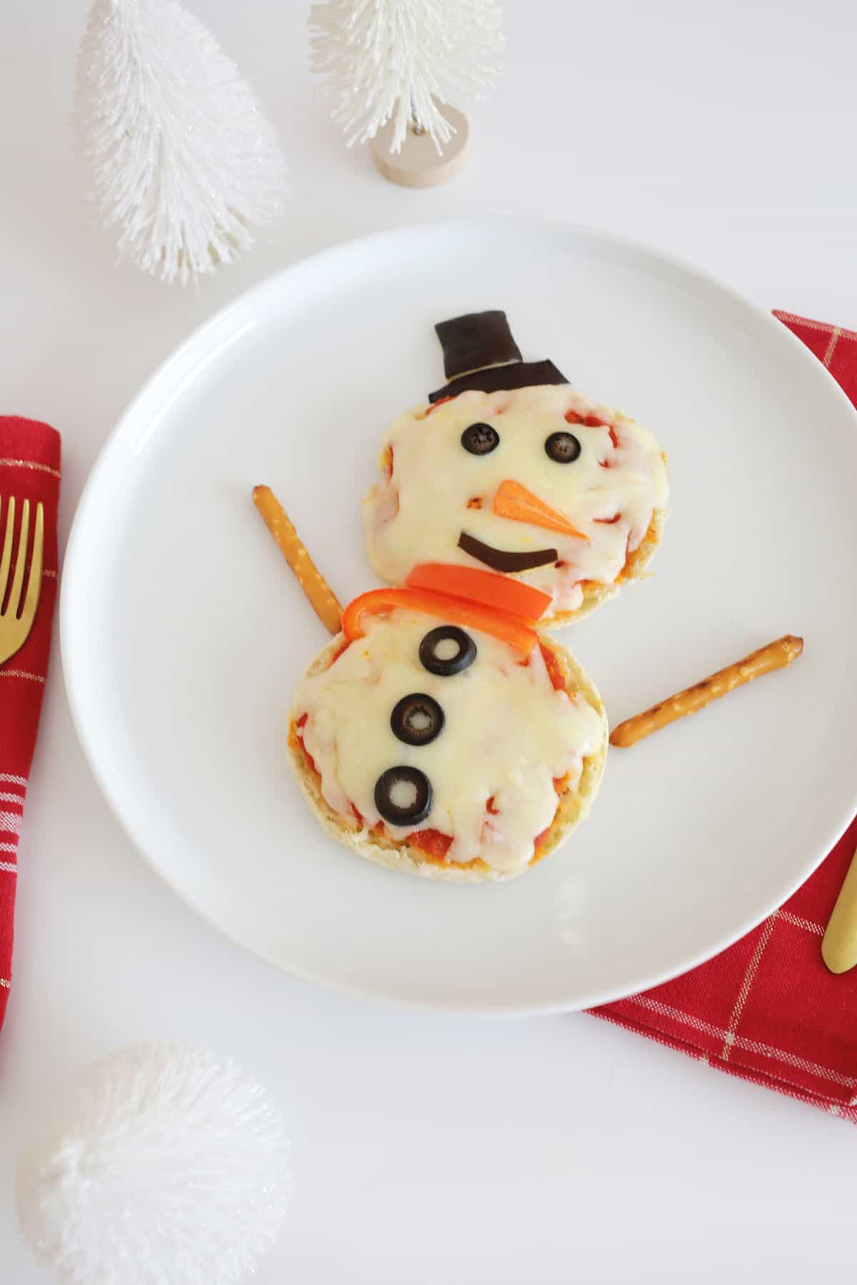 snowman english pizza winter snack
