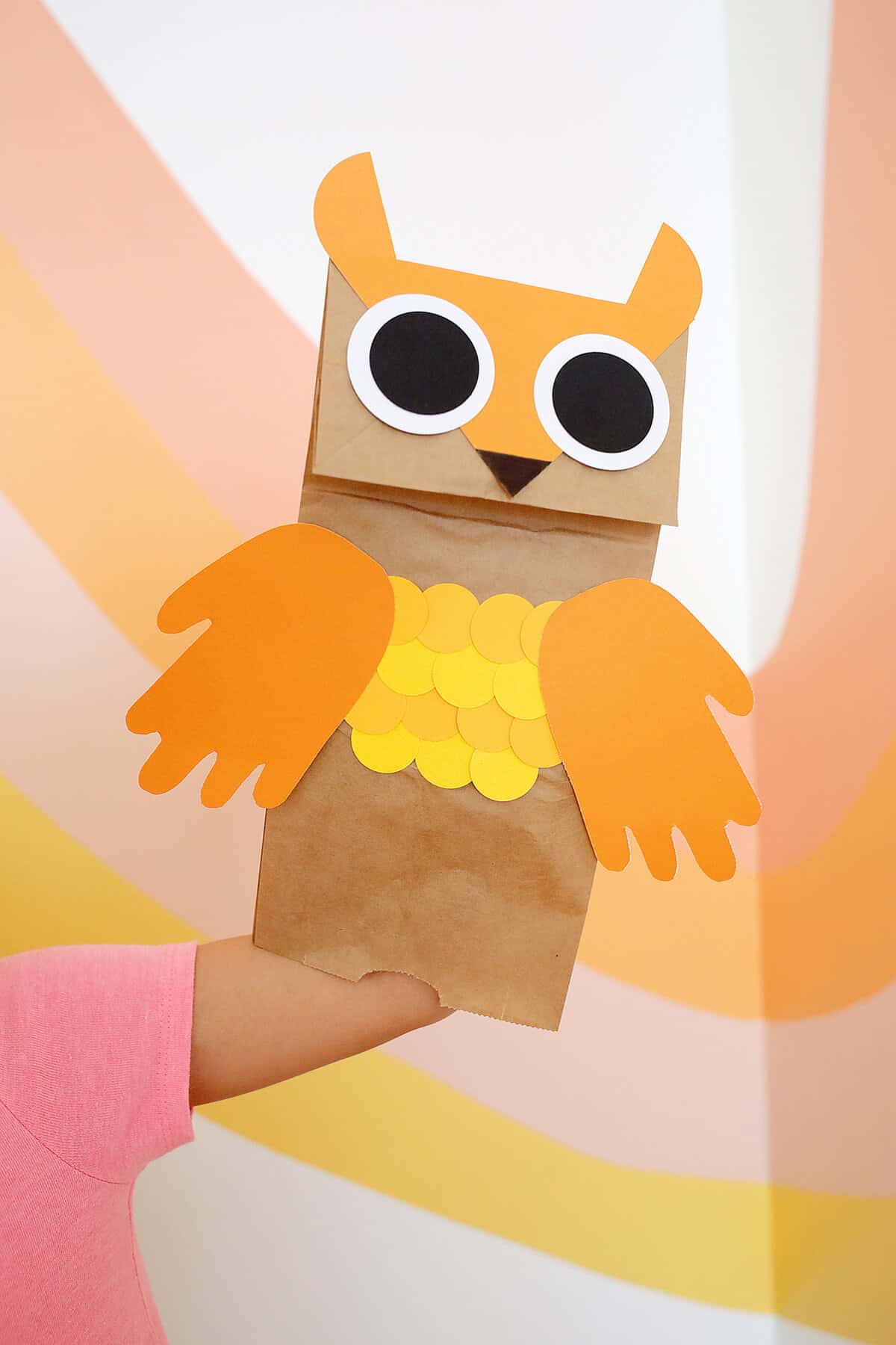Make a Paper Bag Owl Puppet (A Fall Handprint Craft!) -