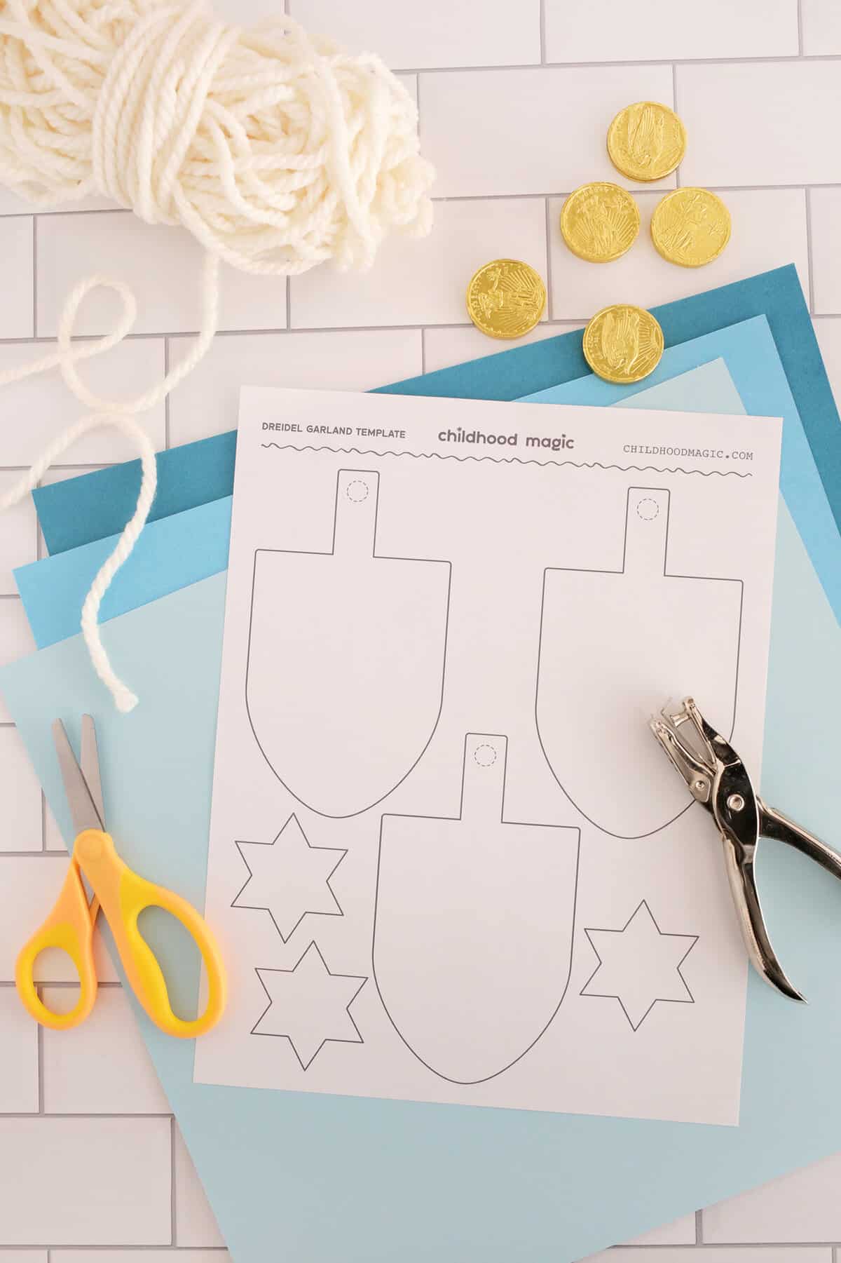 paper dreidel garland and template for Hanukkah