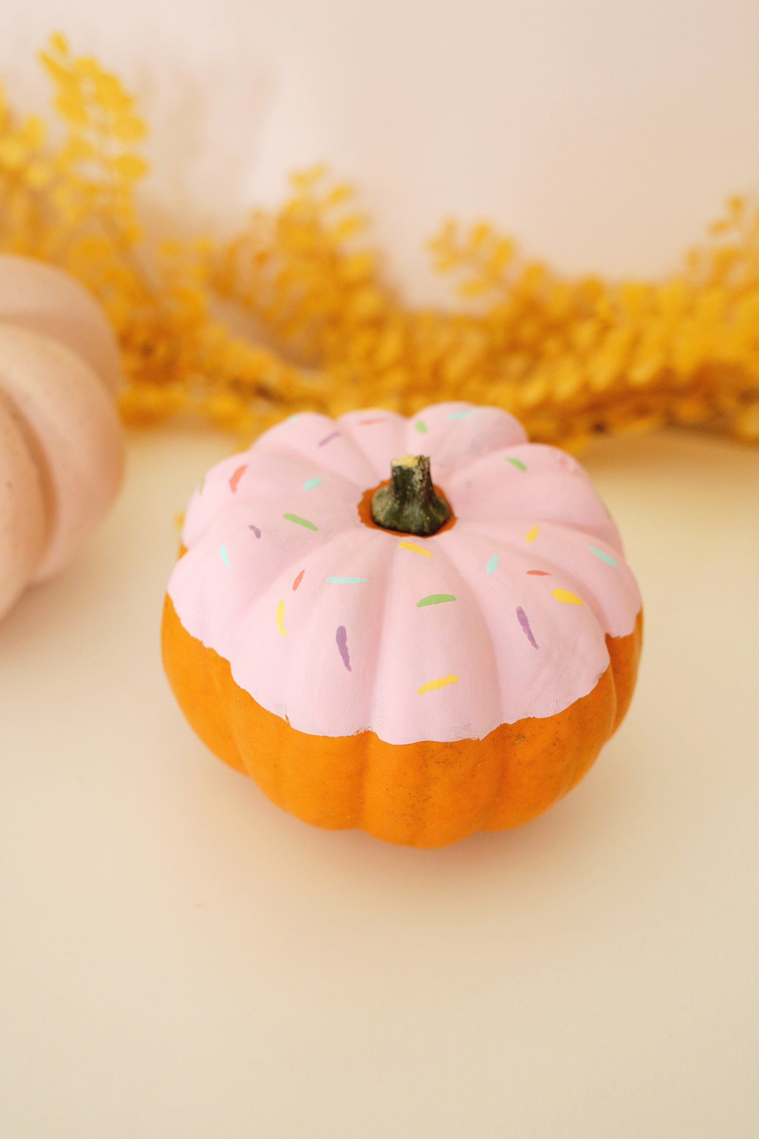 donut no carve pumpkin ideas