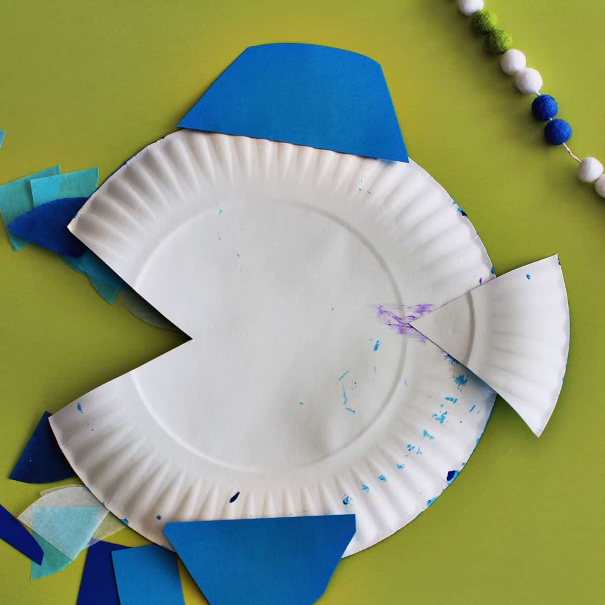 Paper plate fish craft.