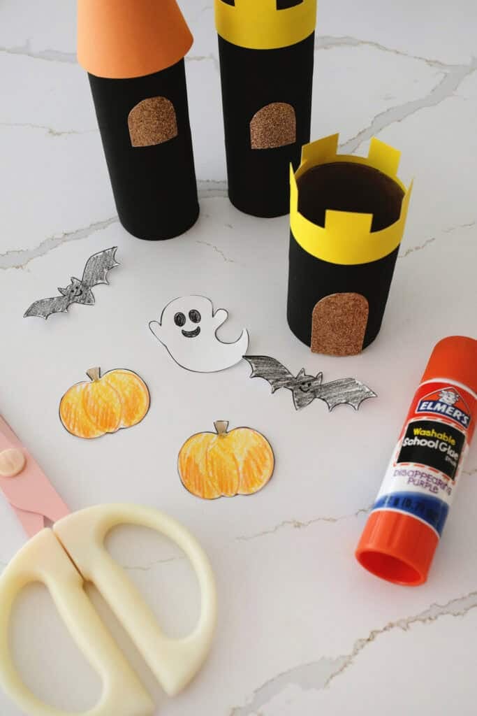 toilet paper roll haunted house