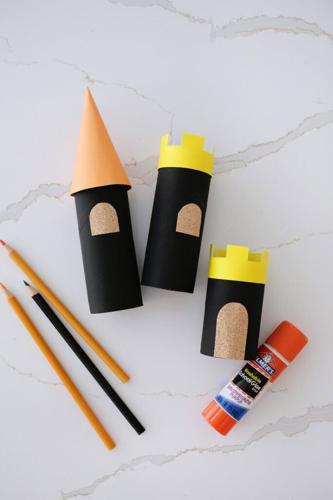 toilet paper roll haunted house