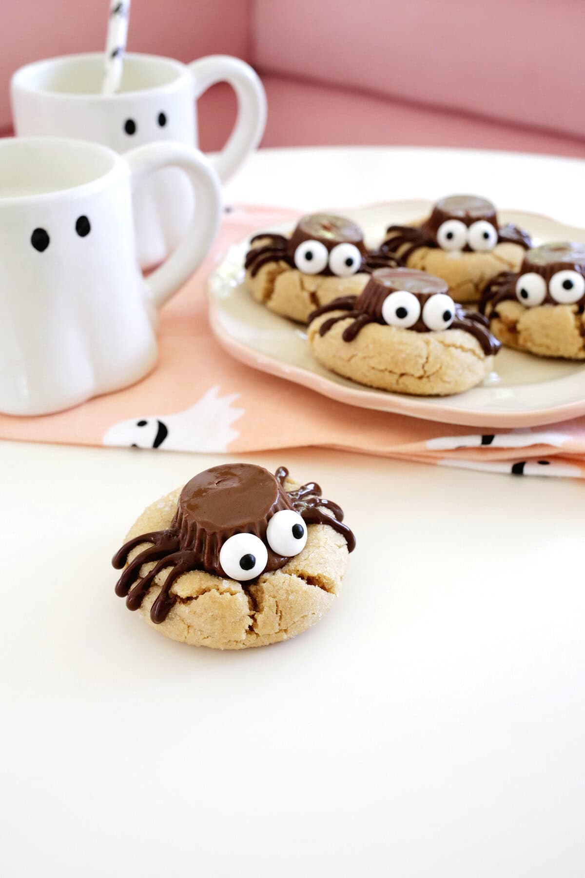 peanut butter cup spider cookies