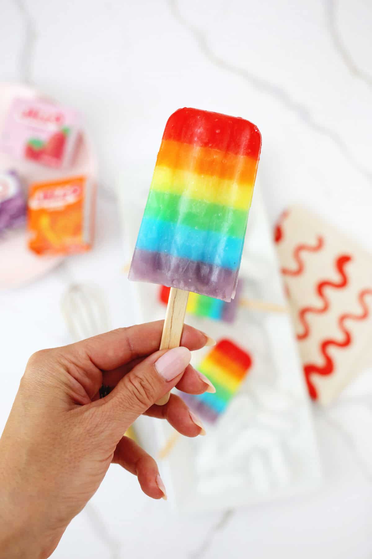 easy rainbow jello popsicle